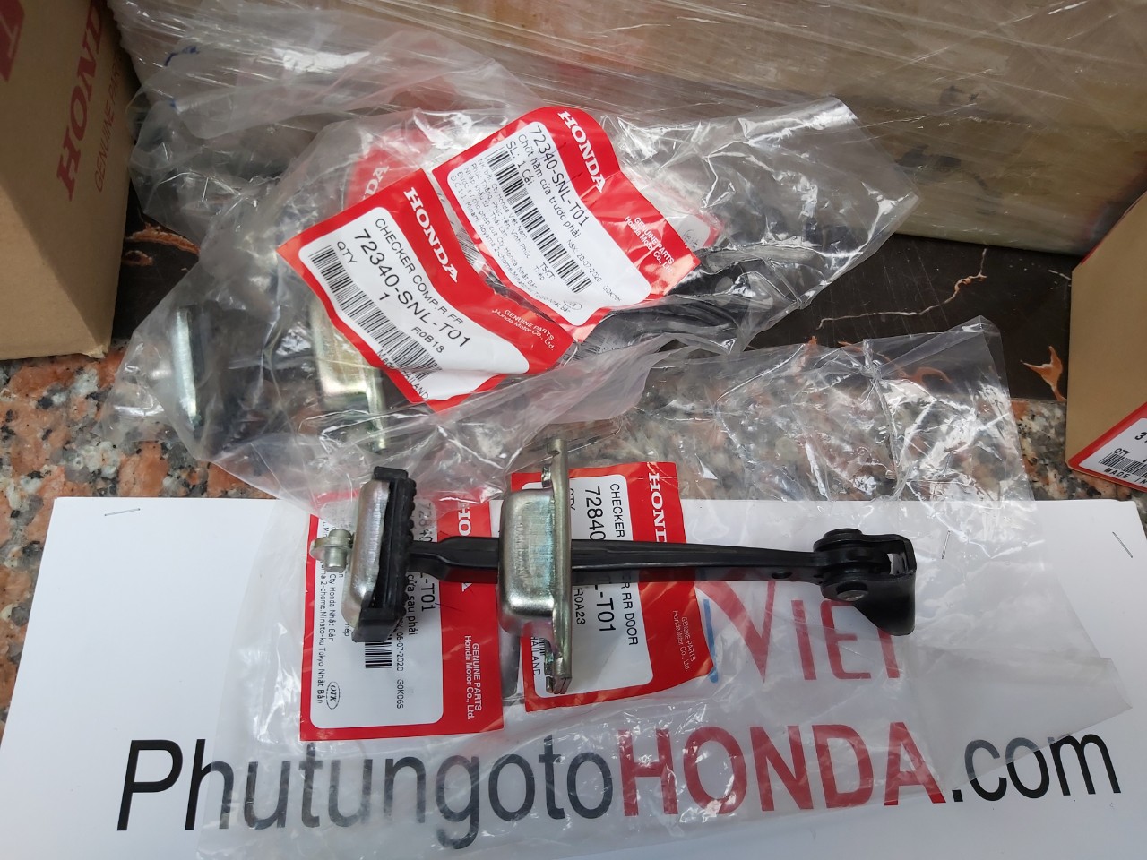 Thanh hạn chế cửa sau xe honda CIVIC